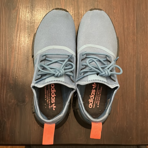 Adidas NMD R1 - Picture 2 of 6